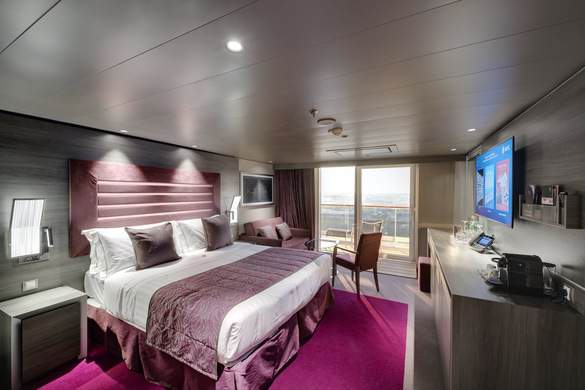 MSC Cruises, MSC Bellissima, MSC Yacht Club Deluxe Suite Accessible 2, Copyrights - MSC Rights, Ivan Sarfatti.jpg